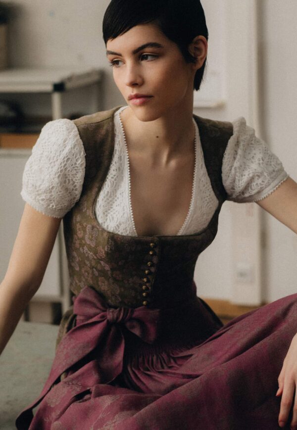 Dirndl Monika - Gottseidank