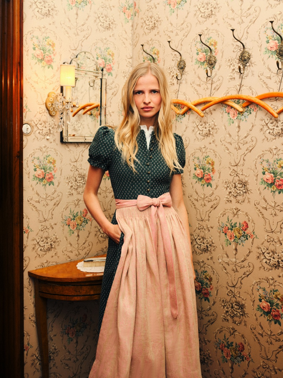 Dirndl Livie – fichte-lachs