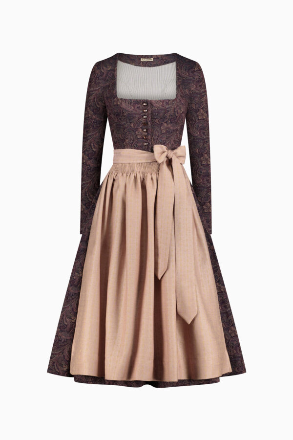 Lila gemustertes Langarmdirndl, mit braunen Glasknöpfen und rosa Schürze.