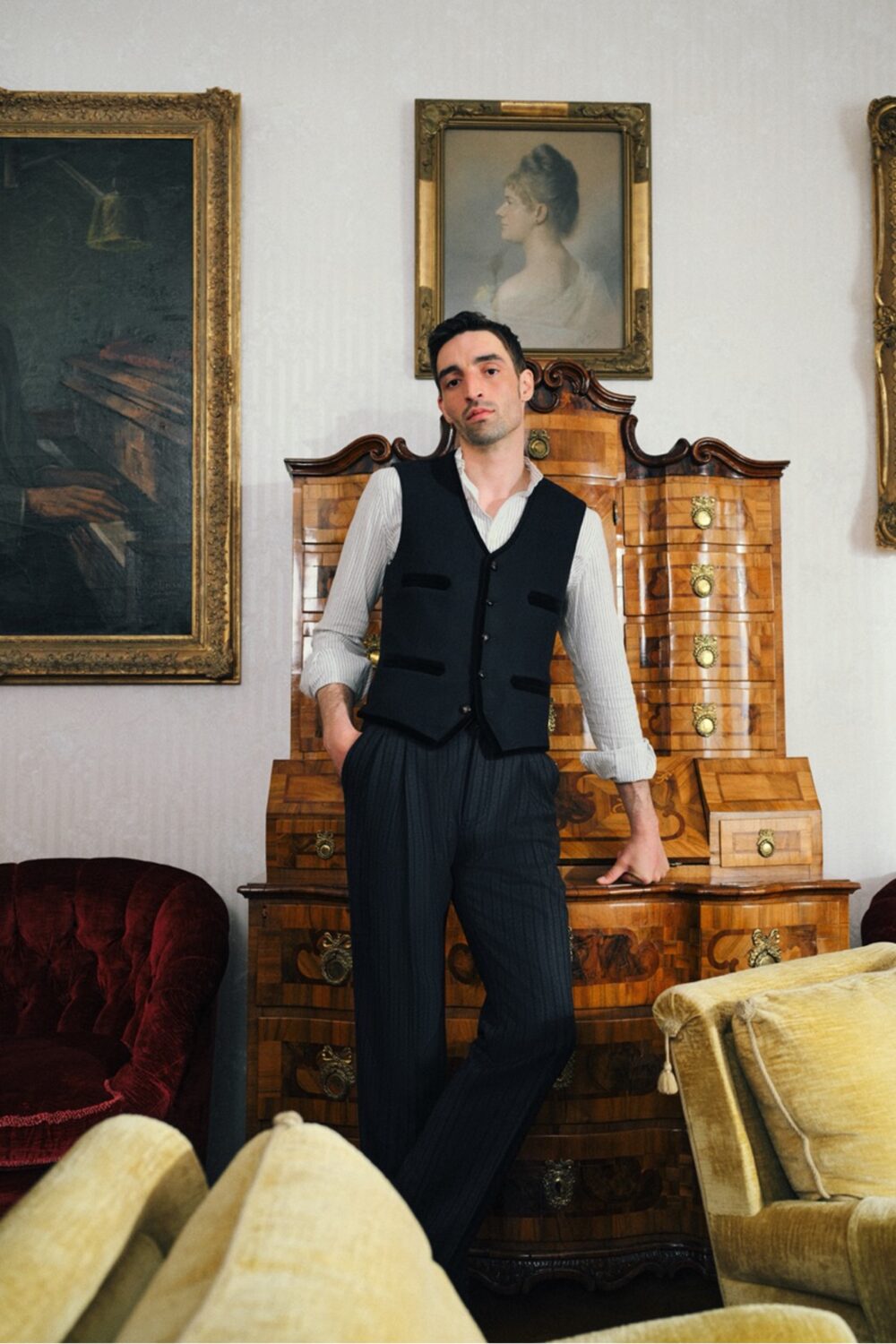 Arno Trousers – Caviar