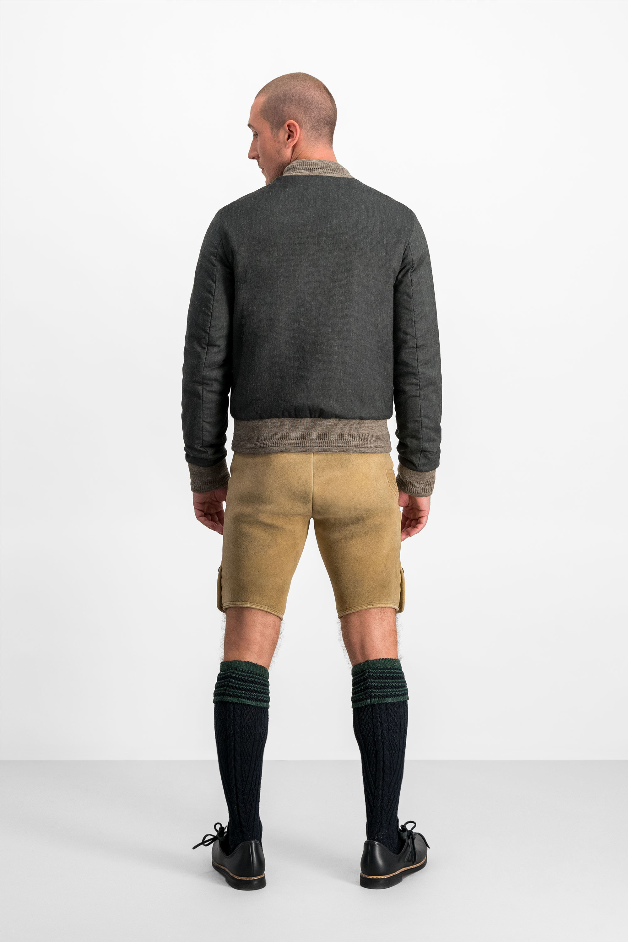 Outfit6-Fullbody-CR2-22.jpg